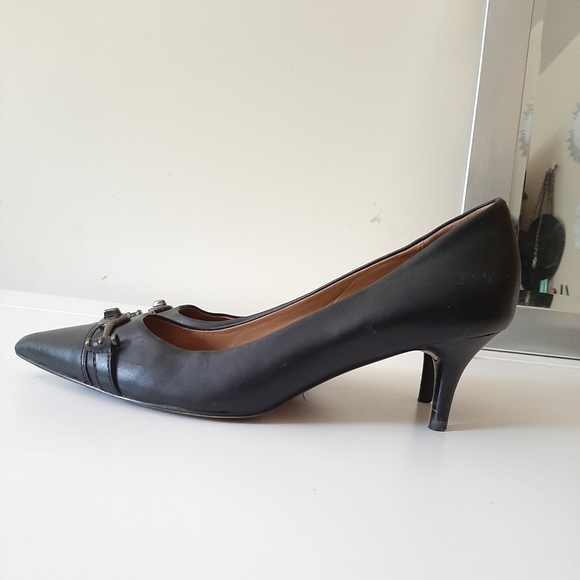 Coach Laurie Kitten Heel 👠 Shoes. Size: 7.5 - Picture 9 of 13